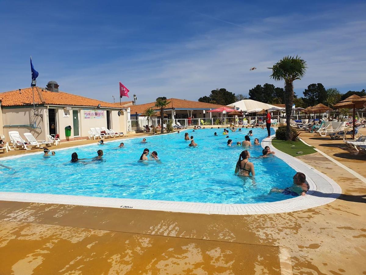 Le 934 Des Charmettes Hotel Les Mathes Bagian luar foto